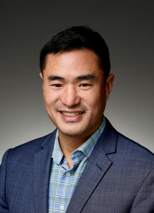 Jonathan Jun headshot